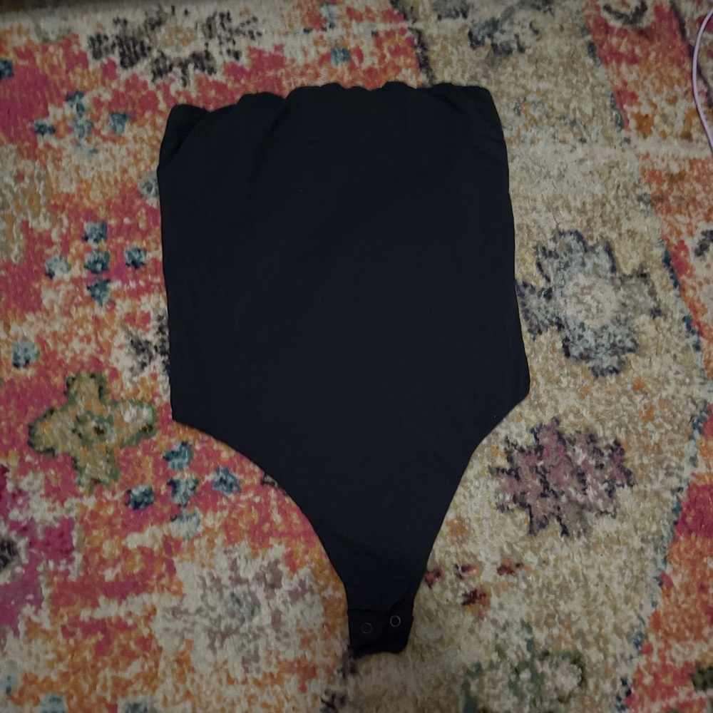 Skims Black Strapless Bodysuit